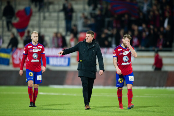 Öster fortsätter kryssa