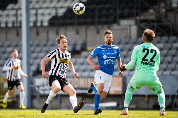 Dubbla söndagskryss i Superettan