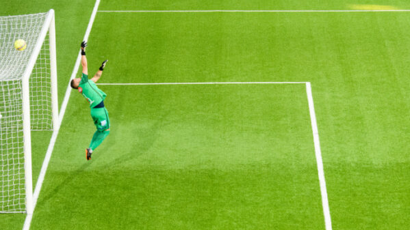 Krasniqi skriver nytt kontrakt med Norrby