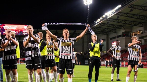 Landskrona vann Skånederbyt efter straff på tilläggstid