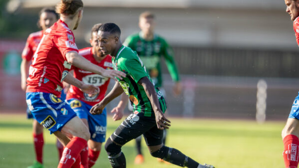 Öster tog tre pinnar på västkusten