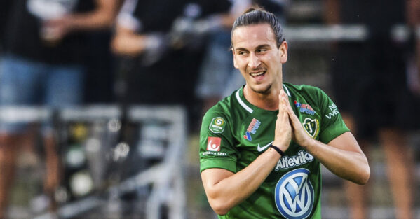 J-Södra derbyvinnare efter två straffmål