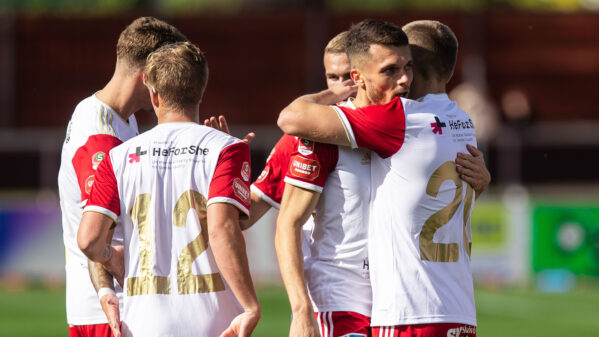 Styrkebesked från Skövde i toppstriden