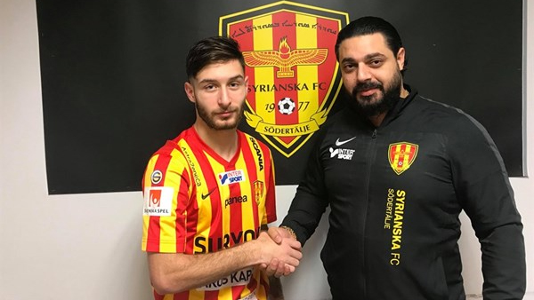 Syrianska värvar Elias Durmaz