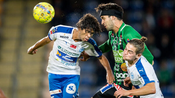 Topplagssegrar och kryss mellan Varberg och Värnamo